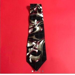 Floral patterned dress tie  🖤💞​​​​​​​​​​​​​​​​​​​​​​